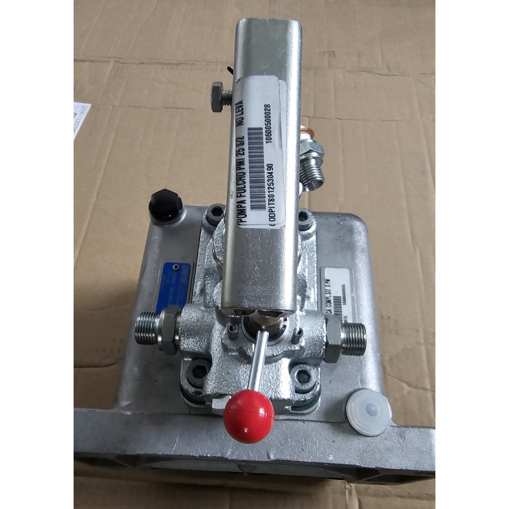Hydraulic pump for the hydroplay portable basketball 325cm