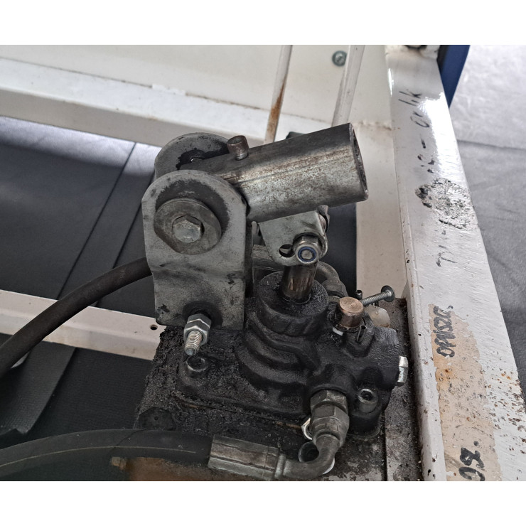 Hydraulic pump for the hydroplay portable basketball 325cm