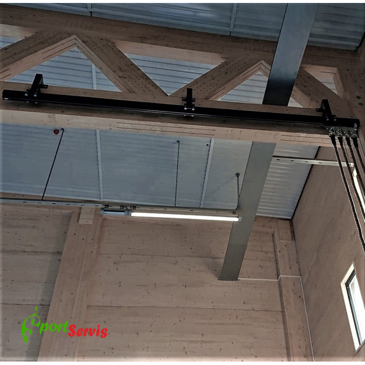 The gymnastic rail for ropes, ladder and rings, length 4m