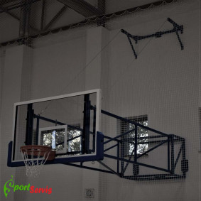The basketball construction, backboard projection between 250-400 cm