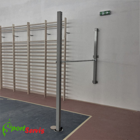 The gymnastic bar, wall-mounted