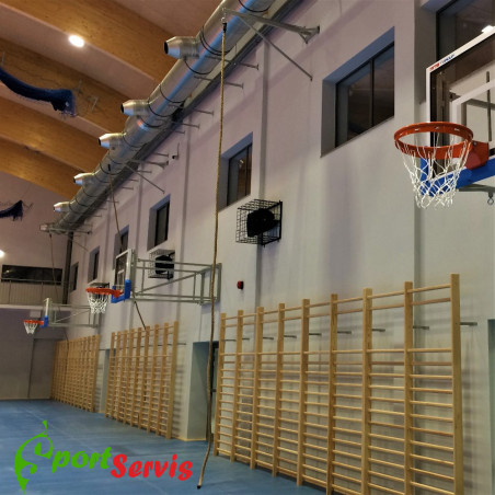 The gymnastic wall bracket to the gymnastic rope fixation