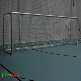 The football goal, aluminum with dimensions 5x2m, movable