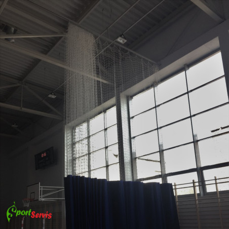 The dividing curtain construction, slided by hand