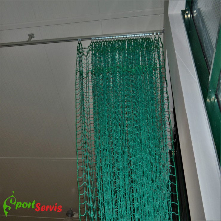 The dividing curtain construction, slided by hand