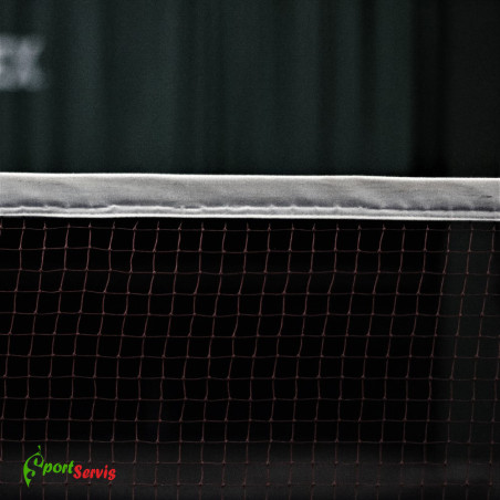 The badminton net, green or black