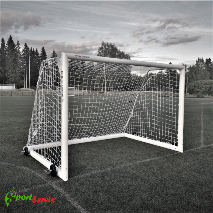 The football goal with dimensions 3x2m, portable