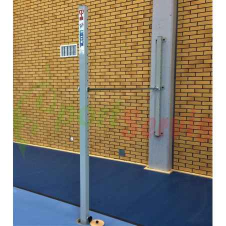 The gymnastic bar, wall-mounted
