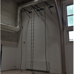 The rope ladder to climbing, height 4m 2