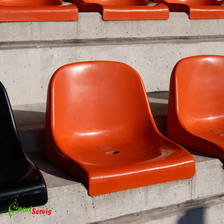 The seat for tribunes with height 32cm