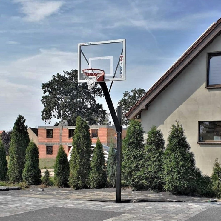 The basketball outdoor single construction, projection 1,4m to backboard 90x120cm